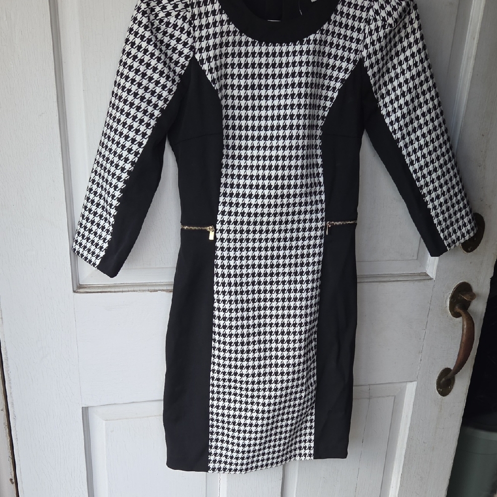 H&M Monochrome Houndstooth Dress Size 4 Elgent.